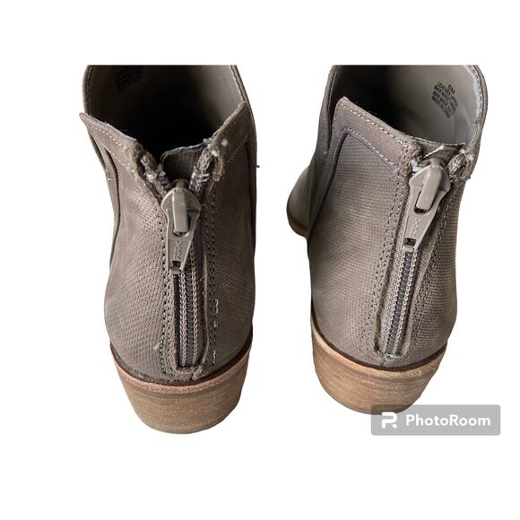 Gianni Bini Leather Booties Ankle Boots Gray Womens 6M - Picture 5 of 9